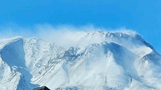 Süphan Dağında kar fırtınası güzelliği