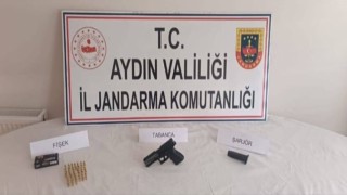 Şüpheli şahsın üzerinden tabanca ele geçirildi