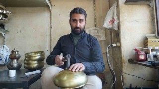 Suriyeli esnaf: “Esad Suriyeyi kendi dükkanı gibi kullanıyordu”