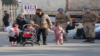 Suriyeliler Cilvegözünden ülkelerine dönmeye devam ediyor
