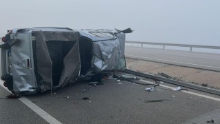 Takla atan otomobilde 4 kişi yaralandı