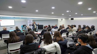 Talasın yazar okulu seminerlerinde bu hafta Ahmet Sıvacı konuk olacak