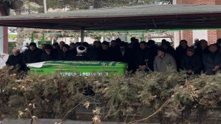 Tamir ettiği otomobilinin egzoz gazından zehirlenen şahıs hayatını kaybetti