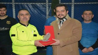 Tatvanda futbol turnuvasının şampiyonu Eczane Sarf oldu