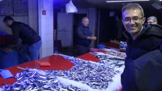 Tavşanlı Balık Pazarına her gün taze balık geliyor