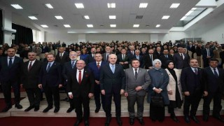 TBMM Başkanı Kurtulmuş: “Eğer yeni bir küresel sistemi inşa edemezsek dünyayı çok sayıda sıkıntının, belanın beklediğini hepimiz biliyoruz”