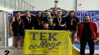 TEK Koleji yüzme takımı Muğla şampiyonu