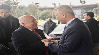 Ticaret Bakanı Bolat, Filistin Ulusal Ekonomi Bakanı Amour ile bir araya geldi