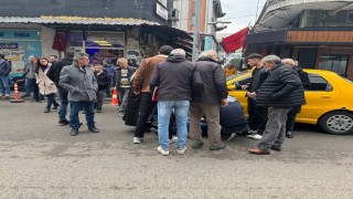 Ticari taksi yola çıkan yayaya çarptı