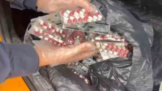 Ticari takside binlerce psikotrop hap ele geçirildi
