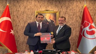 Trabzonsporda yeni yönetim mazbatasını aldı