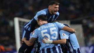Trendyol Süper Lig: Adana Demirspor: 2 - Beşiktaş: 0 (İlk yarı)