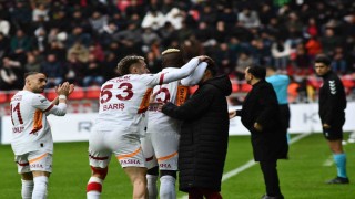 Trendyol Süper Lig: Kayserispor: 1 - Galatasaray: 1 (Maç devam ediyor)