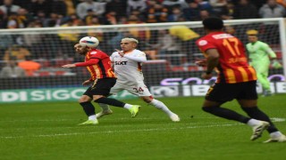 Trendyol Süper Lig: Kayserispor: 1 - Galatasaray: 2 (İlk yarı)
