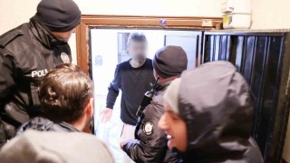 Tüm ekipler onun için alarma geçip seferber oldu, o ise ekipleri azarladı: “Yatmak da mı sorun ya?