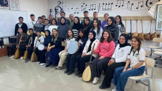 Türk ve Suriyeli depremzede öğrencilerin korosu finalde yarışacak