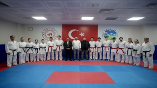 Türkiye Karate Şampiyonasına Sakaryanın imzasını atacaklar
