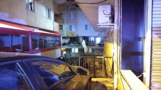 Ümraniyede korkutan patlama: Evin duvarı yıkıldı