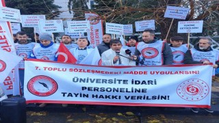 ÜNİPERSENden Çalışma ve Sosyal Güvenlik Bakanlığı önünde tayin sorununun çözümü için oturma eylemi