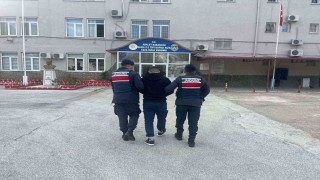 Uyuşturucu suçundan aranan şahıs Nazillide yakalandı