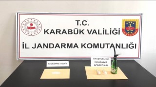 Üzerinde ve aracında uyuşturucu madde yakalanan şahsa 72 bin TL ceza