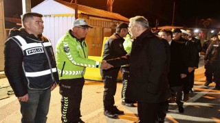 Vali Ayyıldızdan güvenlik güçlerine ziyaret