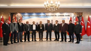Vali Çiftçi, Mobbing ile Mücadele Derneği Başkanı Alcan ve yönetimini kabul etti