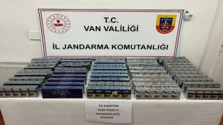 Vanda 860 paket kaçak sigara ele geçirildi