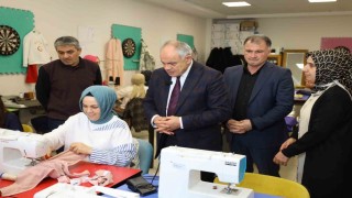 Yahyalıda tekstil fabrikası için istihdam garantili kurs açıldı