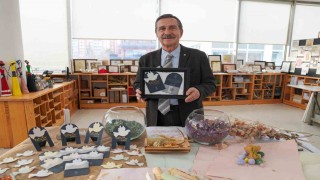 Yeni yıl tebrik kartları Tepebaşı Kağıt Geri Dönüşüm Atölyesinden