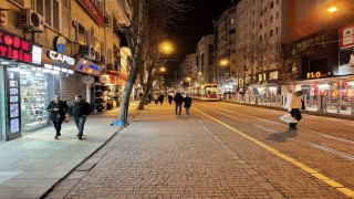 Yılbaşı öncesi kent merkezinde beklenen yoğunluk oluşmadı
