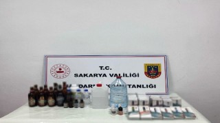 Yılbaşı öncesi operasyonların arttığı Sakaryada sahte alkol ele geçirildi