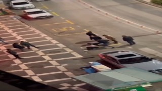 Yol ortasında meydan dayağı kamerada