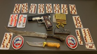 Yunus polisleri silah ve uyuşturucu ele geçirdi