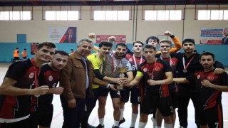 Yurt Lig voleybol ve futsal erkekler müsabakaları Manisada tamamlandı