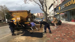 Yüzlerce noktada asfalt yama çalışması yapıldı