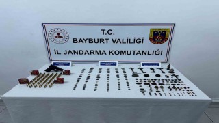 11 ilde eş zamanlı operasyonda çok sayıda tarihi eser ele geçirildi