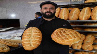 Adanada 210 gram ekmek 12,5 lira oldu