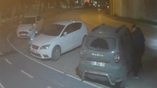 Adanada cipten hırsızlık anı kameraya yansıdı