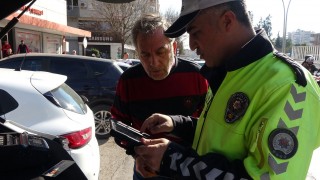 Adana’da Yayalara Yol Vermeyen Sürücülere Ceza Yağdı