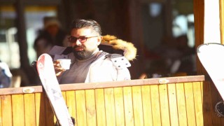 Ajda ve Tarkan gibi yaşıyorum şöhreti değil ailemi tercih ettim