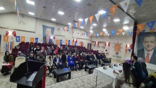 AK Parti Çıldır Kadın Kolları Kongresini Yaptı