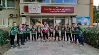 Akhisarlı bisikletçilere milli davet