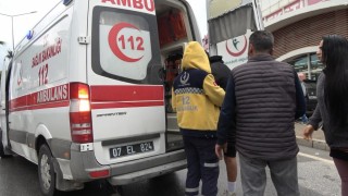 Alanyada motosiklet ile otomobil çarpıştı:1 yaralı
