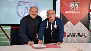 Altınorduda Ersan Parlatan dönemi resmen başladı
