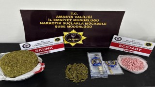 Amasyada tırı polisin üzerine süren sürücü uyuşturucuyla yakalandı
