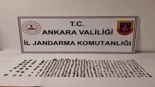 Ankarada tarihi eser operasyonu: 530 parça obje ve sikke ele geçirildi, 2 kişi gözaltında