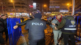 Ankarada vatandaşlar yeni yıla Kuğulu Parkta girdi