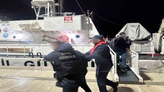 Aranan 8 kişi teknede uyuşturucu ile yakalandı