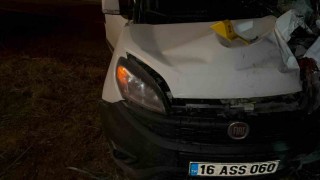 Arıza yapan aracının başında beklerken bir başka aracın çarpması sonucu öldü